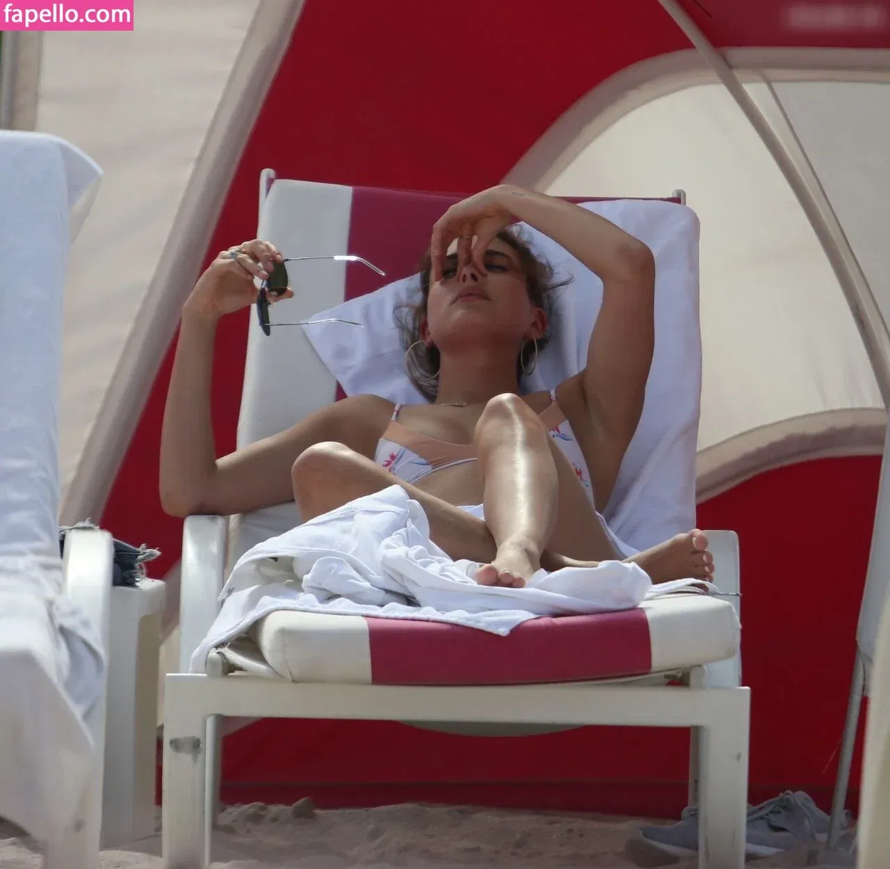 Hailey Bieber Onlyfans Photo Gallery 