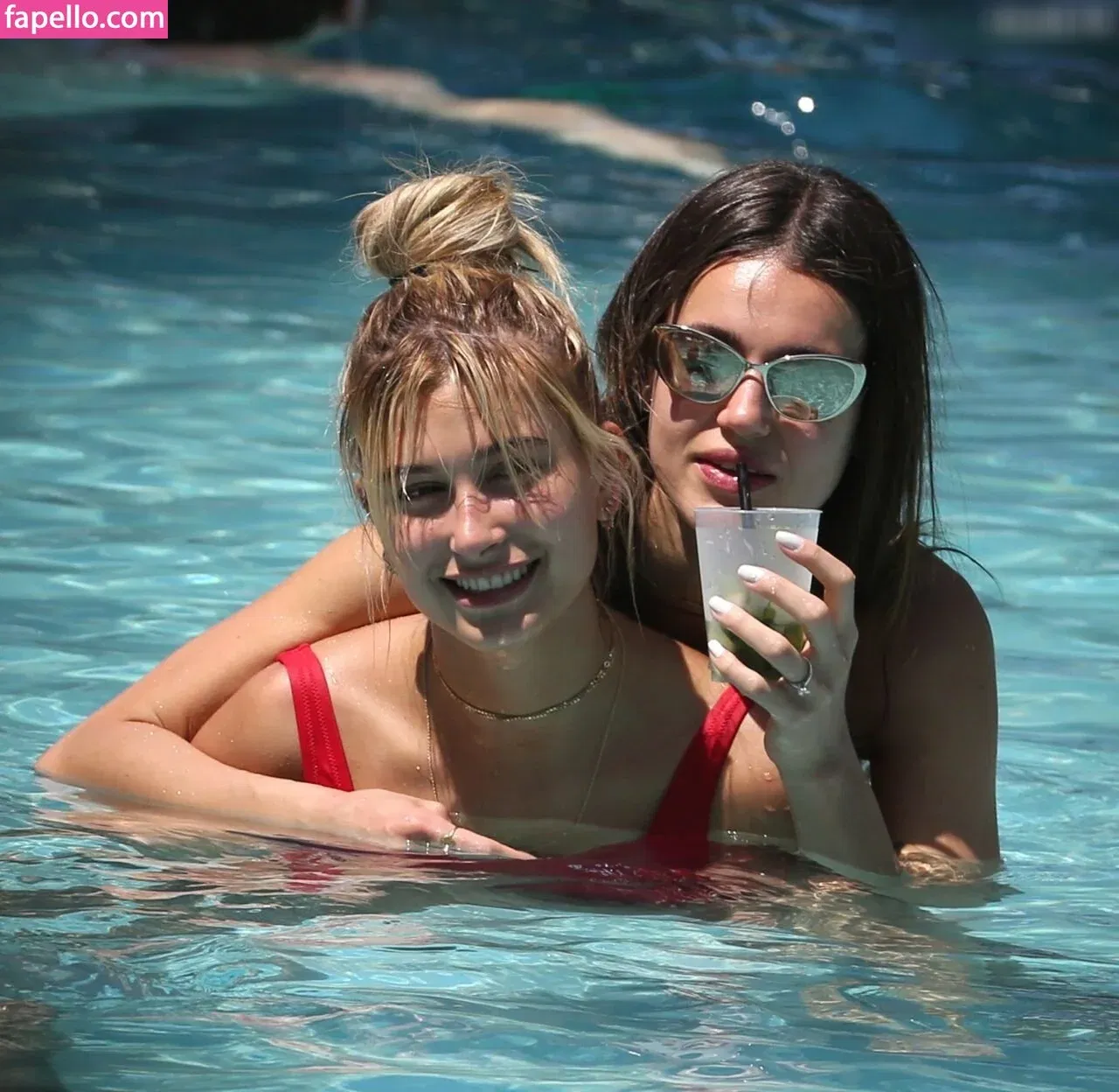 Hailey Bieber Onlyfans Photo Gallery 