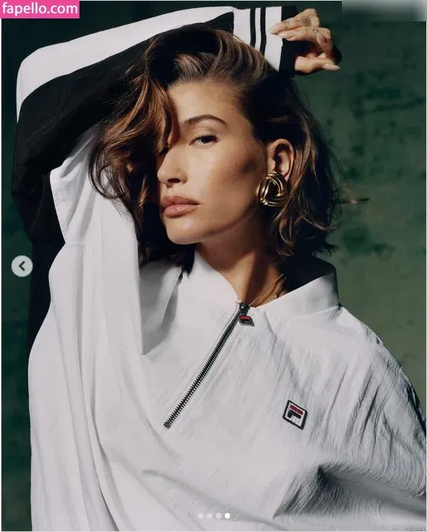 Hailey Bieber Onlyfans Photo Gallery 