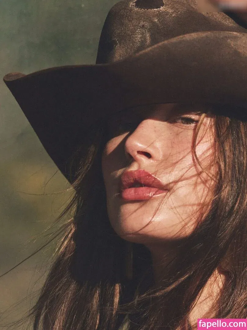 Hailey Bieber Onlyfans Photo Gallery 