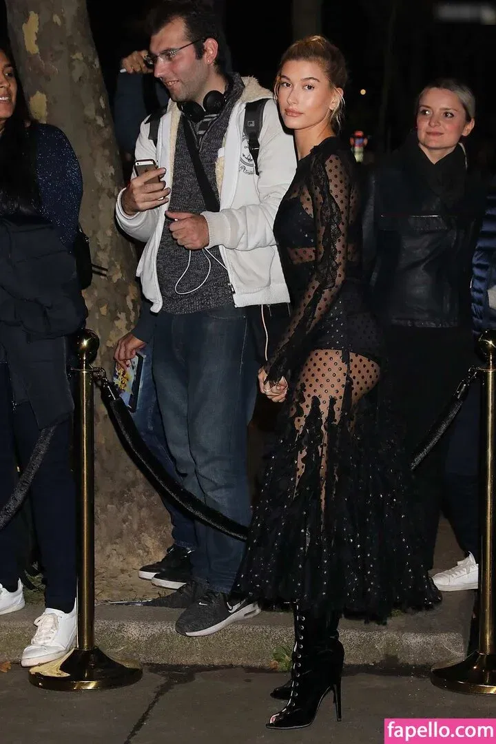 Hailey Bieber Onlyfans Photo Gallery 