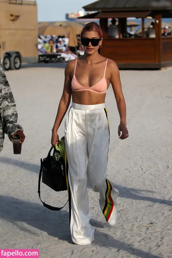 Hailey Bieber Onlyfans Photo Gallery 