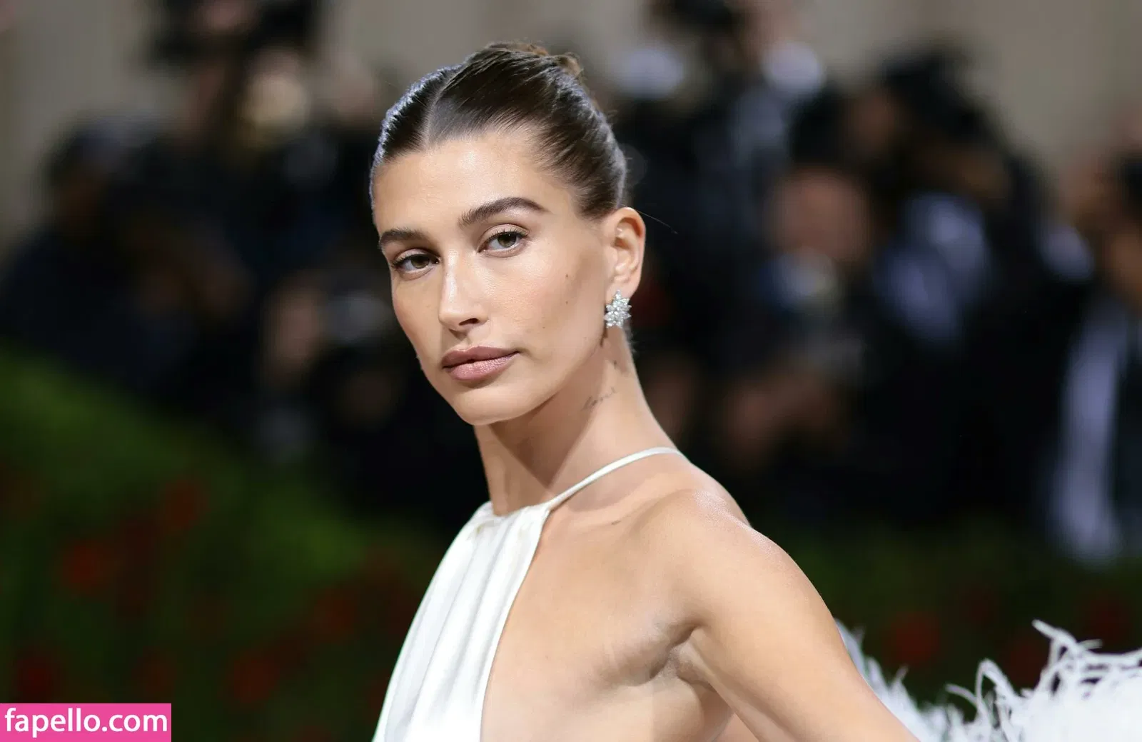 Hailey Bieber Onlyfans Photo Gallery 