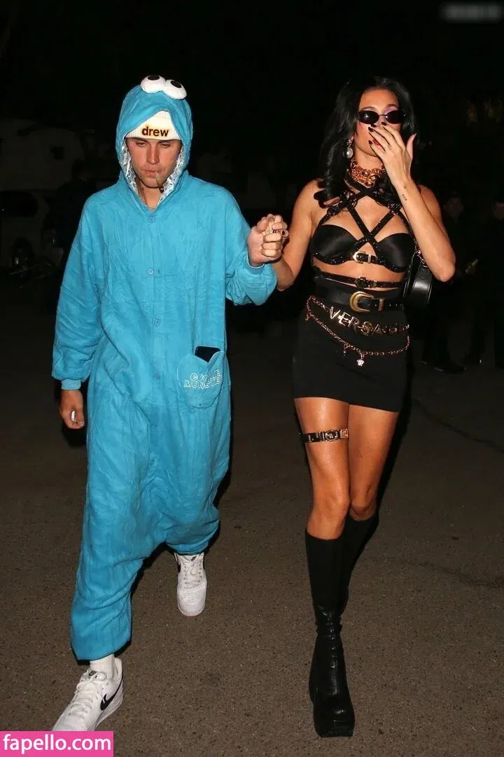 Hailey Bieber Onlyfans Photo Gallery 