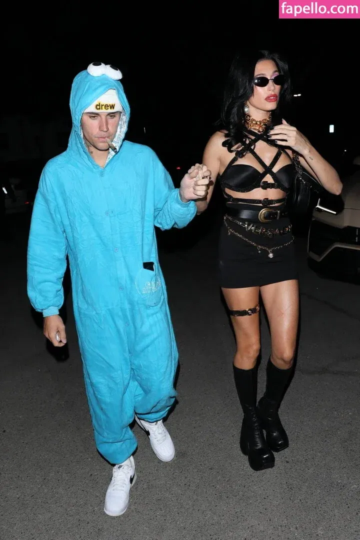 Hailey Bieber Onlyfans Photo Gallery 