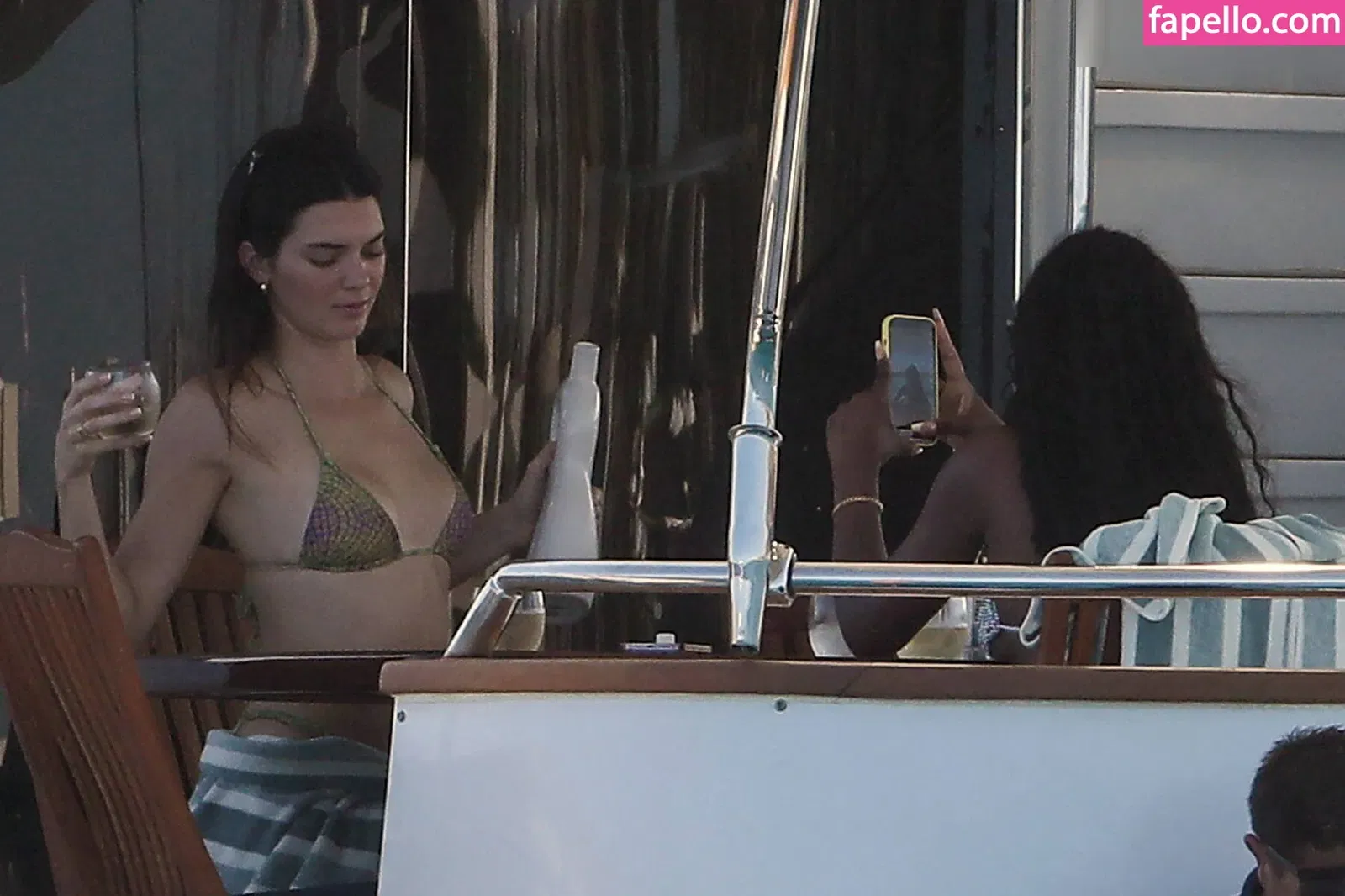 Hailey Bieber Onlyfans Photo Gallery 