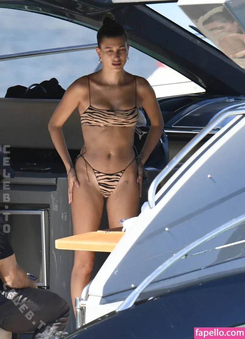 Hailey Bieber Onlyfans Photo Gallery 