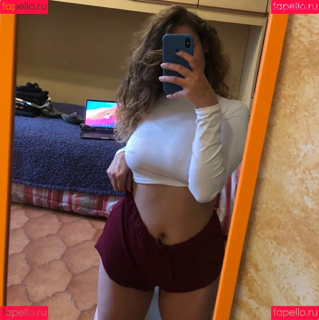 BetterCallHelena Onlyfans Photo Gallery 