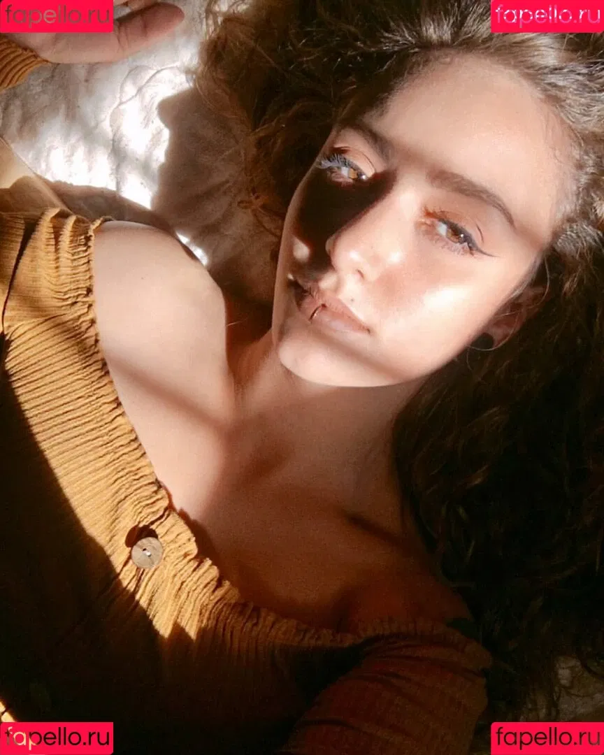 BetterCallHelena Onlyfans Photo Gallery 
