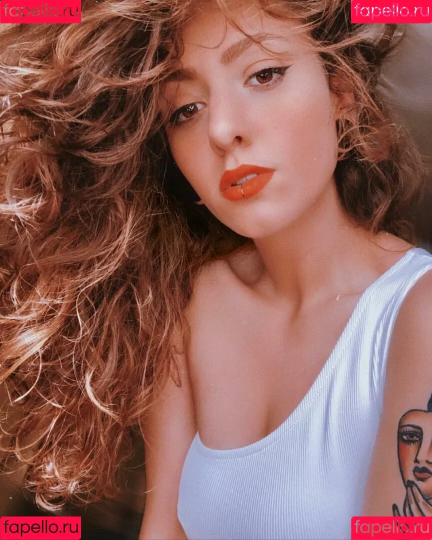 BetterCallHelena Onlyfans Photo Gallery 