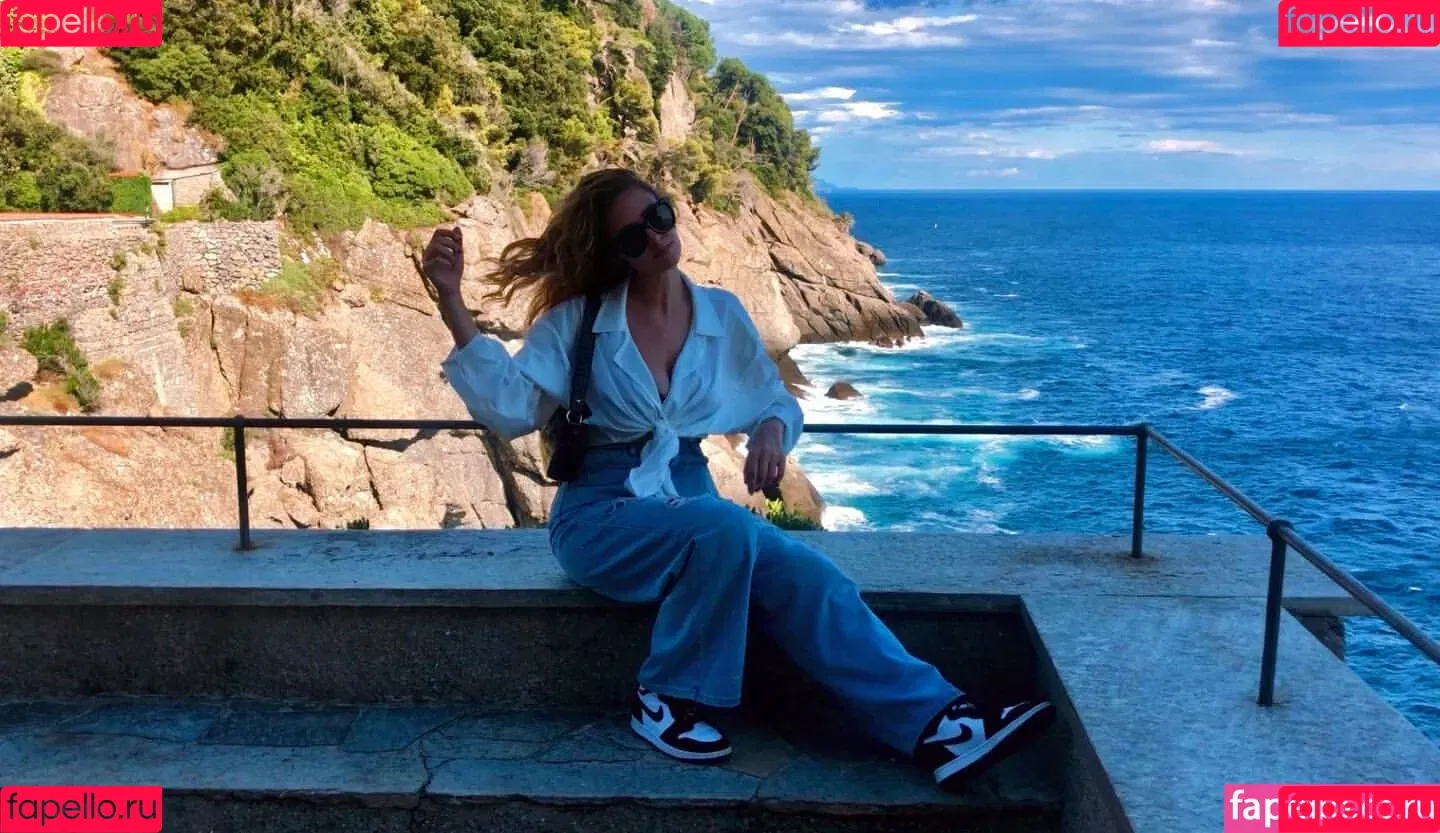 BetterCallHelena Onlyfans Photo Gallery 