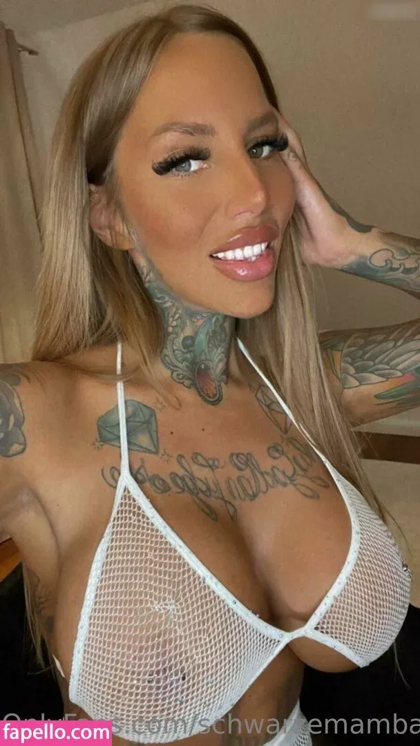 schwarzemamba89 Onlyfans Photo Gallery 