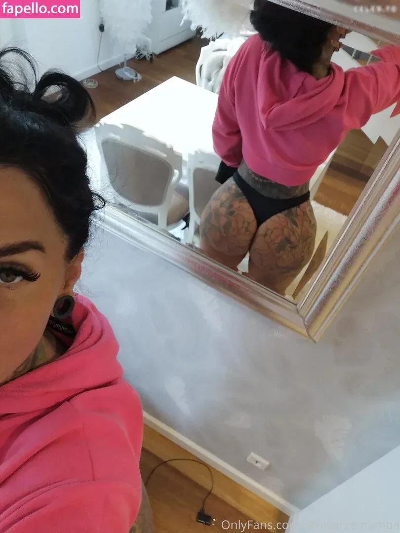 schwarzemamba89 Onlyfans Photo Gallery 