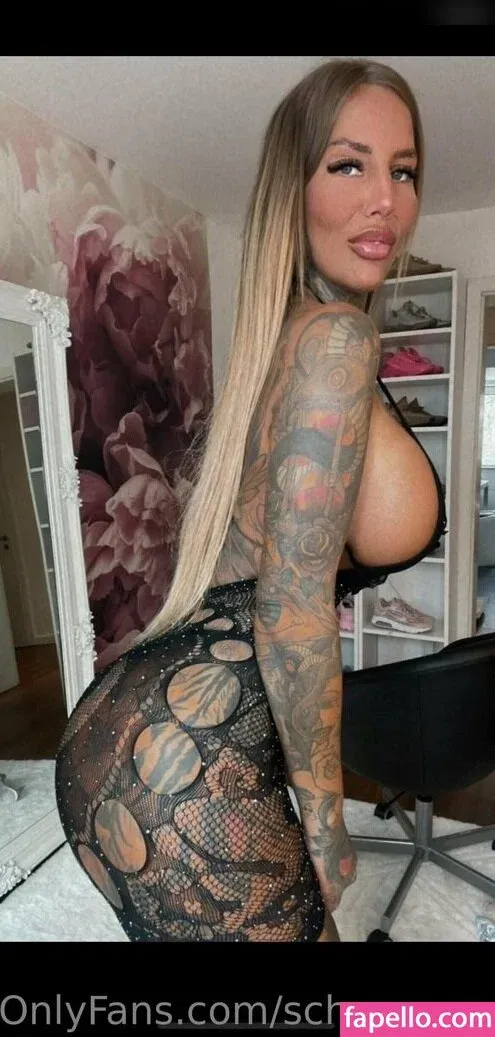 schwarzemamba89 Onlyfans Photo Gallery 