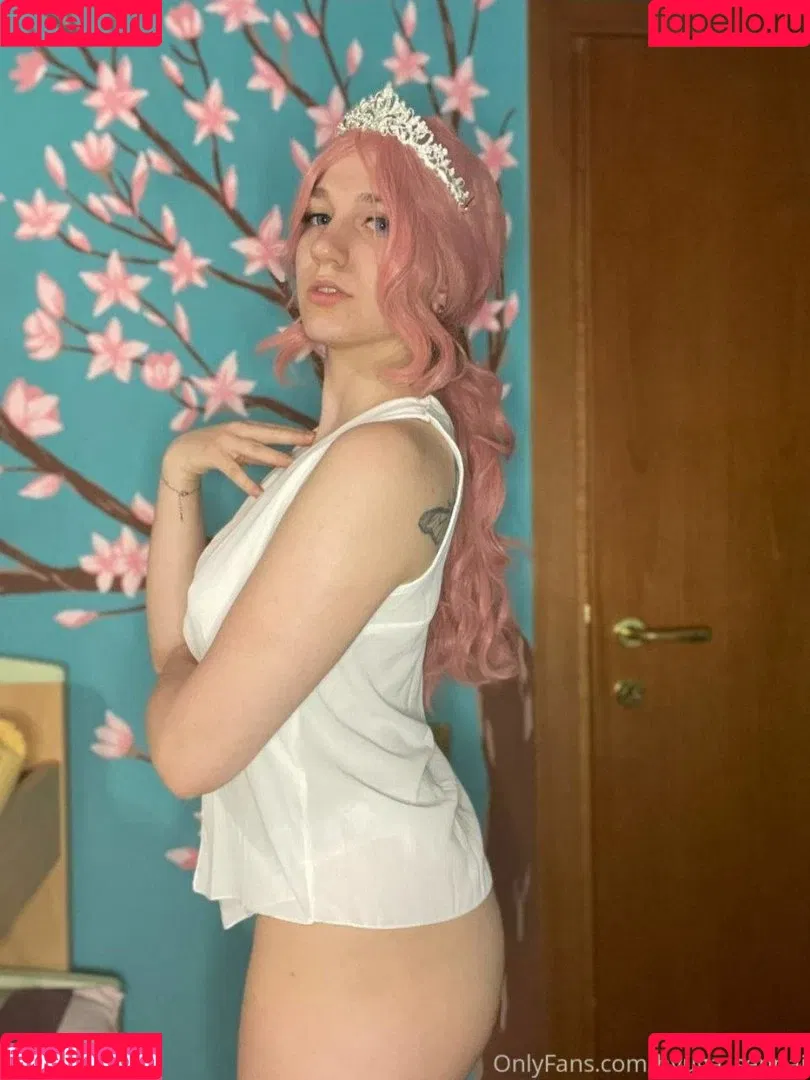 Hyuga Senpai Onlyfans Photo Gallery 