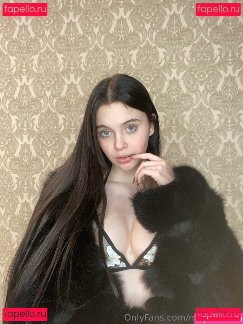 mikaelavela Nude Onlyfans Photo 38