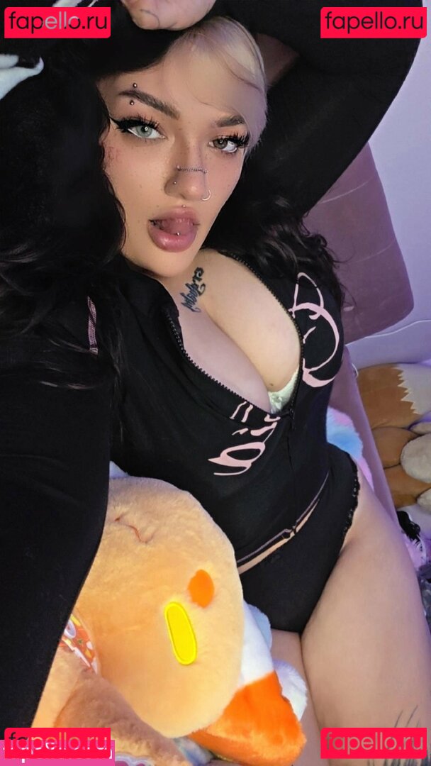 skyrhi Nude Onlyfans Photo 40