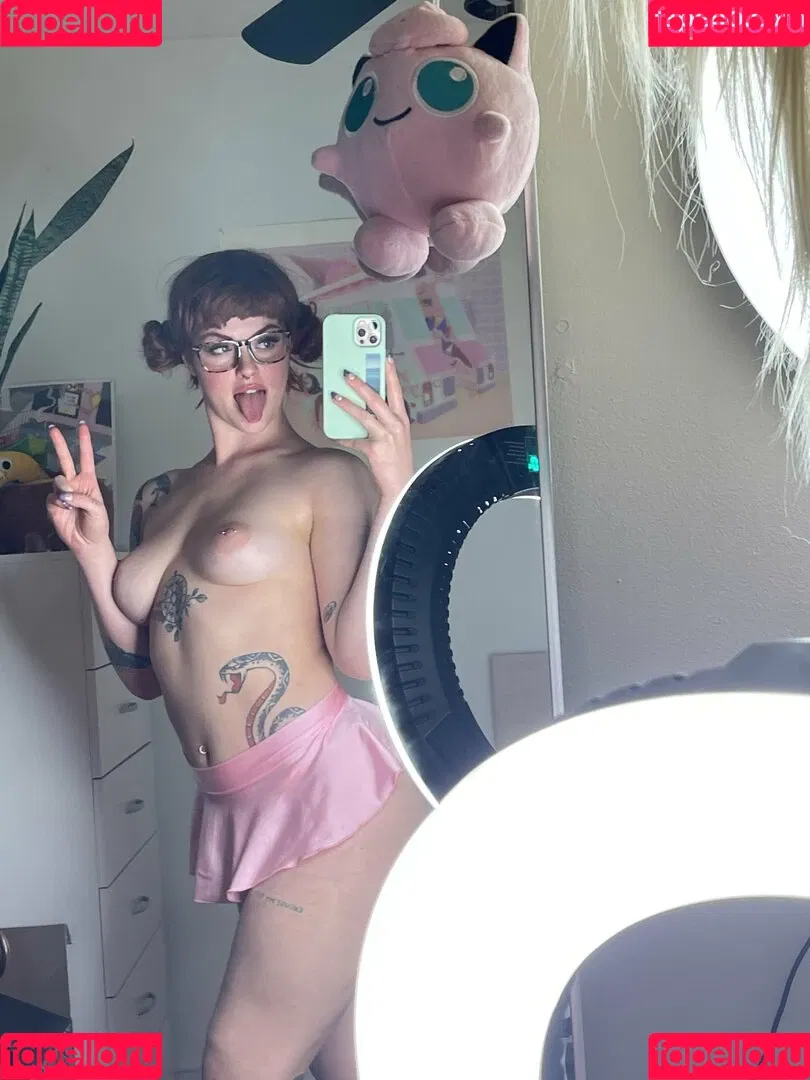 sidneysummers Onlyfans Photo Gallery 