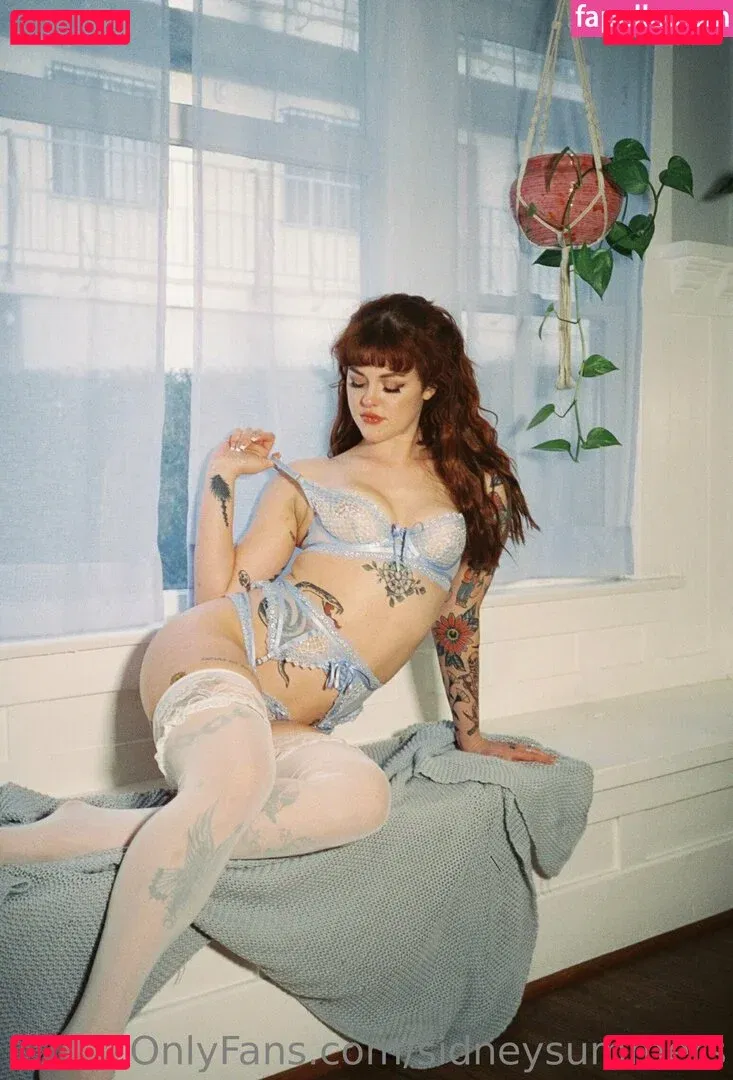 sidneysummers Onlyfans Photo Gallery 