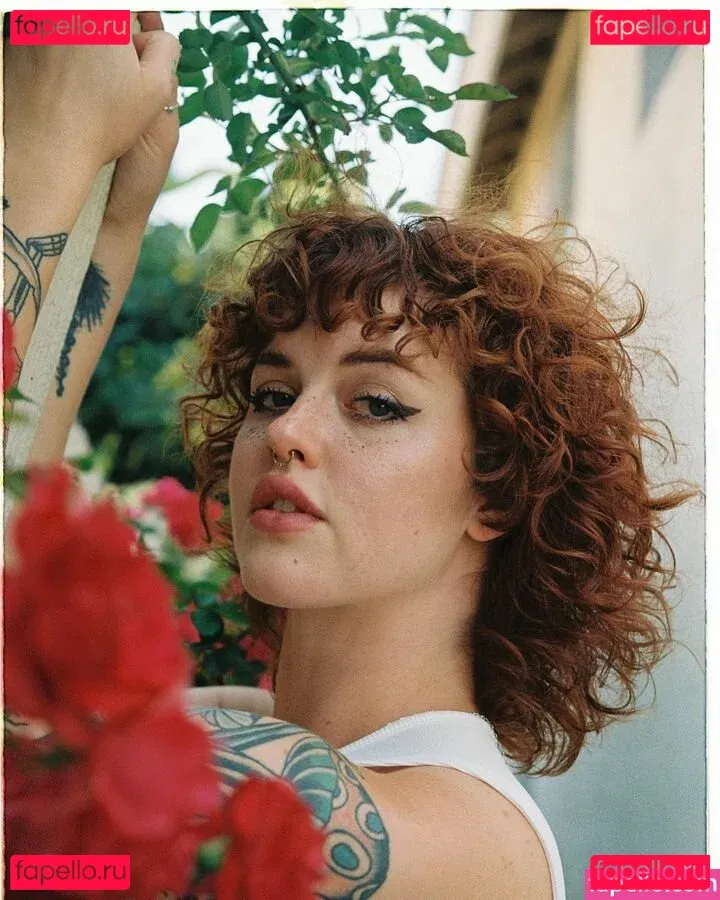 sidneysummers Onlyfans Photo Gallery 