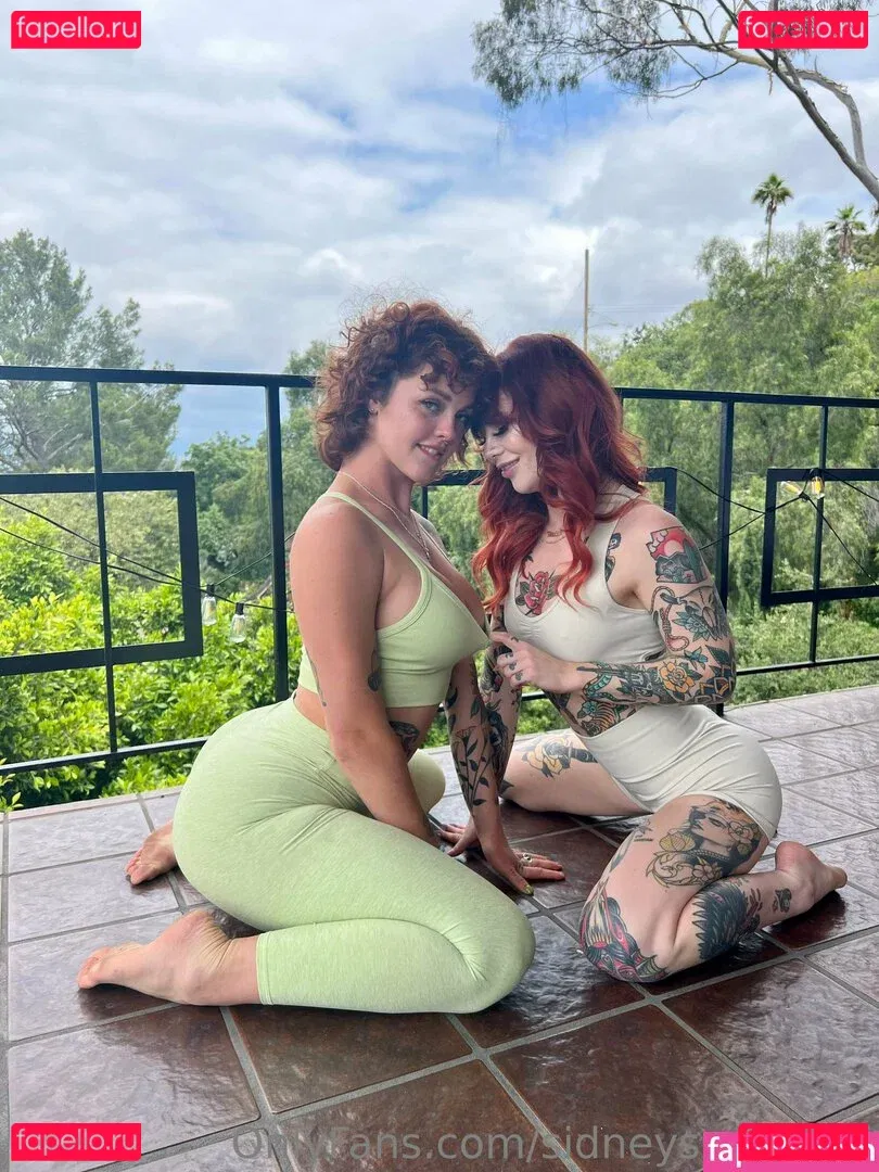 sidneysummers Onlyfans Photo Gallery 