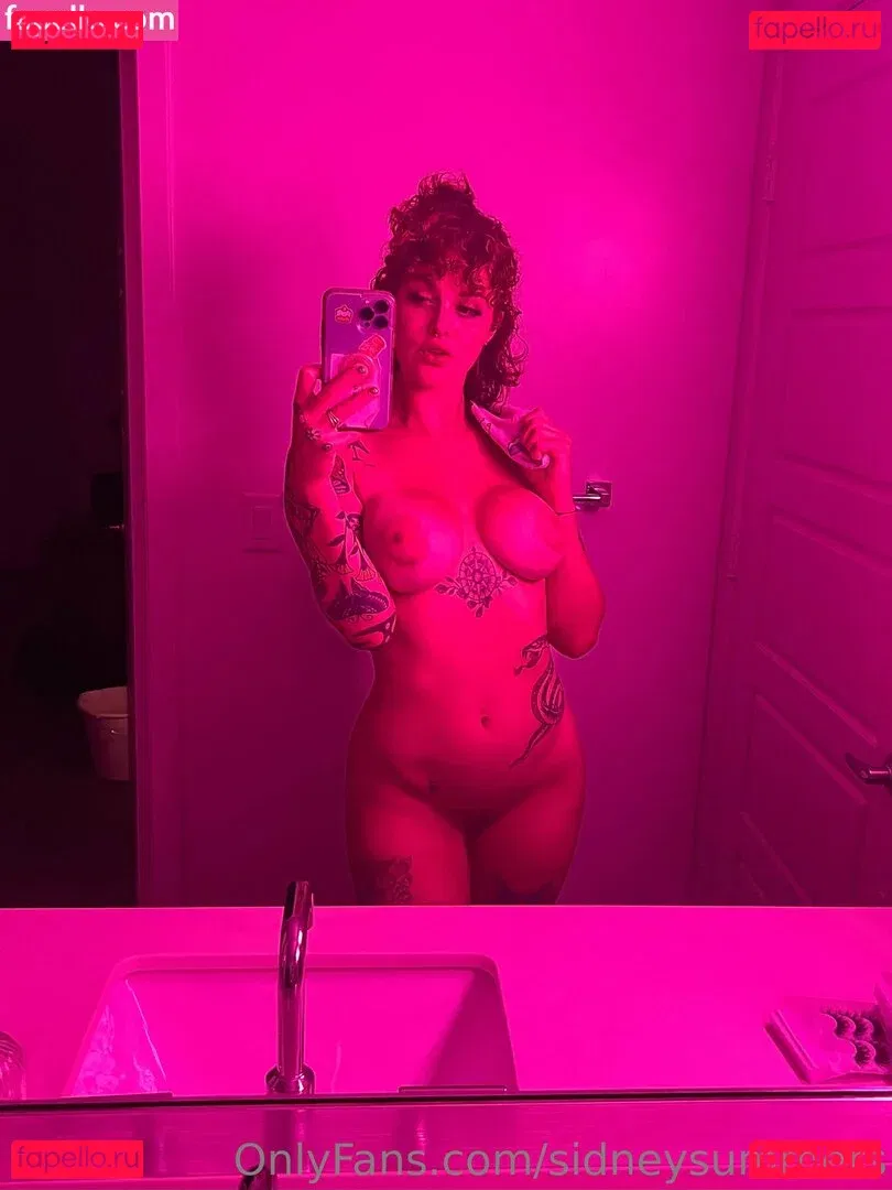 sidneysummers Onlyfans Photo Gallery 