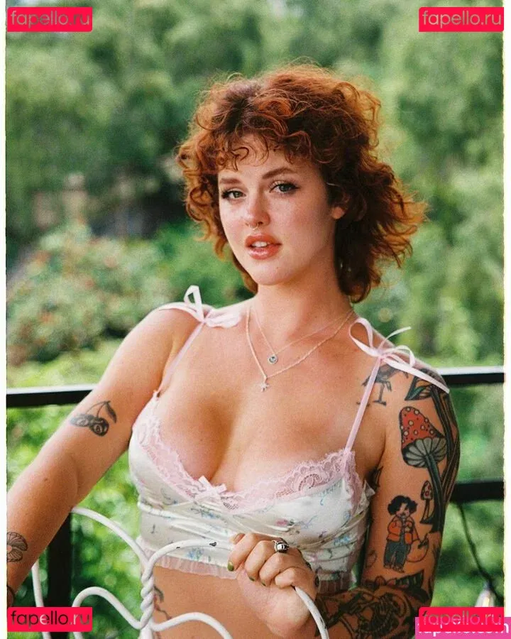 sidneysummers Onlyfans Photo Gallery 