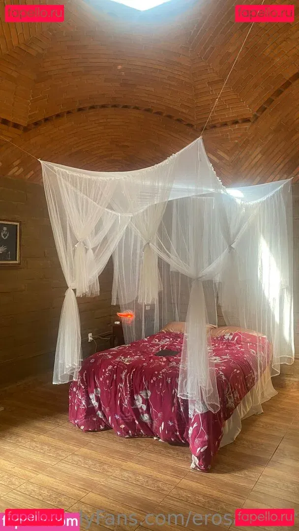 erosauclair Onlyfans Photo Gallery 