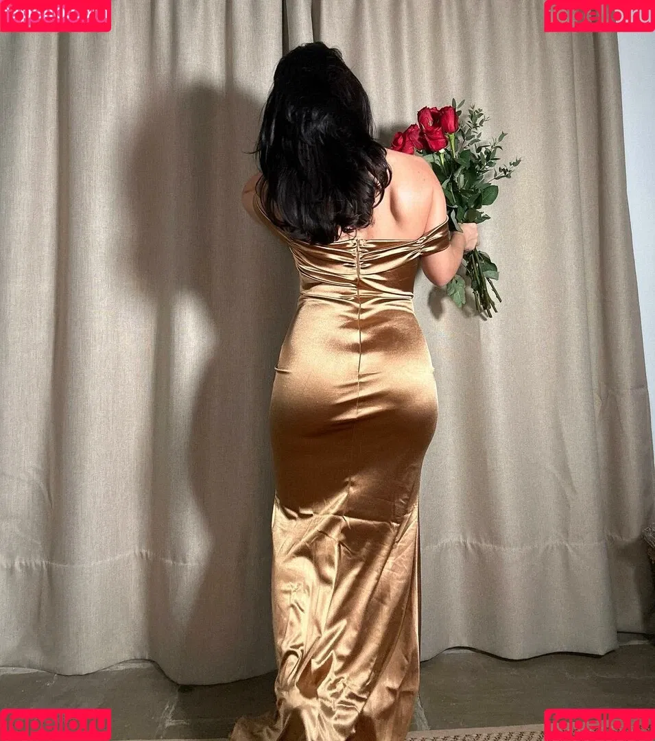 Lily Fiore Onlyfans Photo Gallery 
