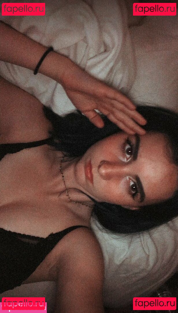 Lauren Kach Nude Onlyfans Photo 8