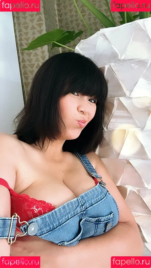 SunnyChocolat Onlyfans Photo Gallery 