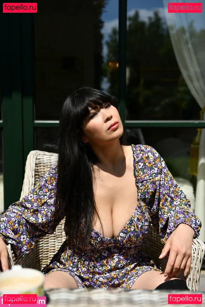 SunnyChocolat Onlyfans Photo Gallery 