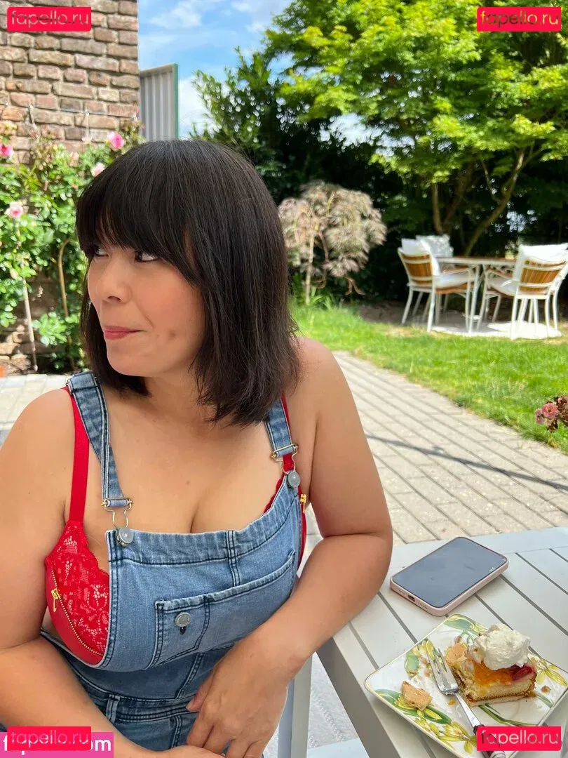 SunnyChocolat Onlyfans Photo Gallery 