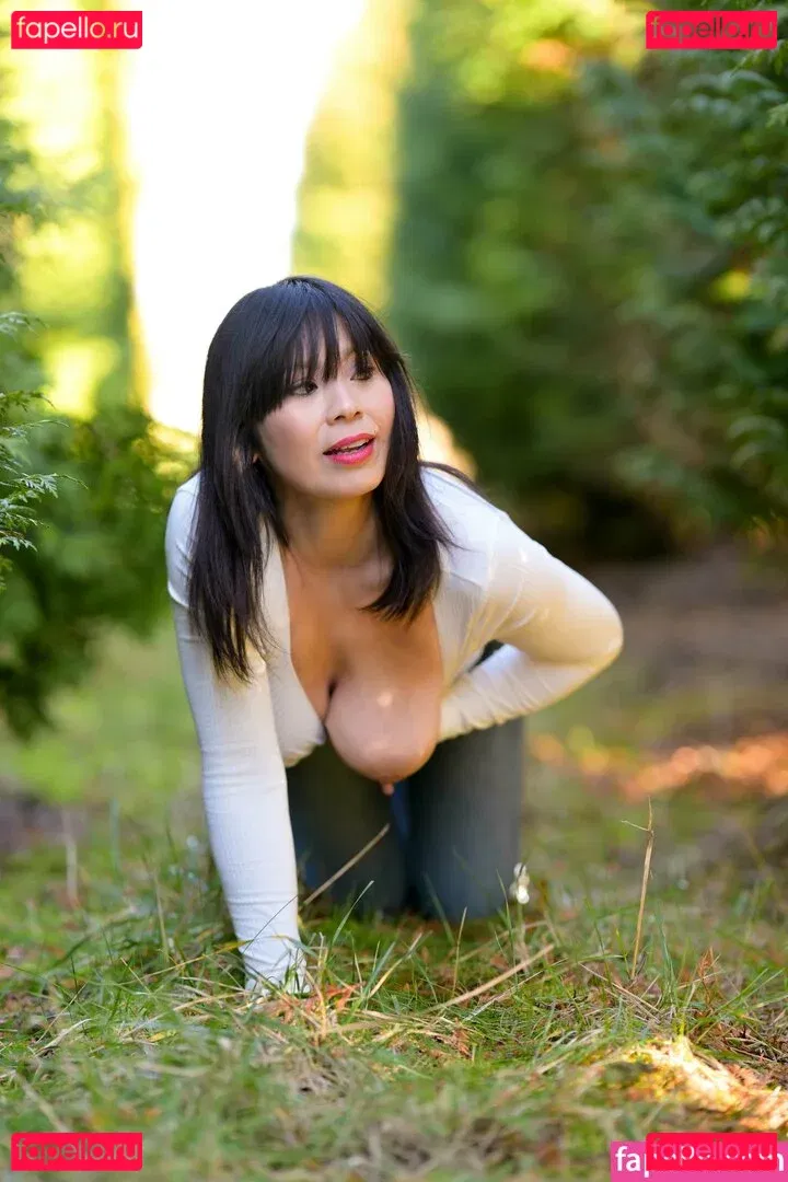 SunnyChocolat Onlyfans Photo Gallery 