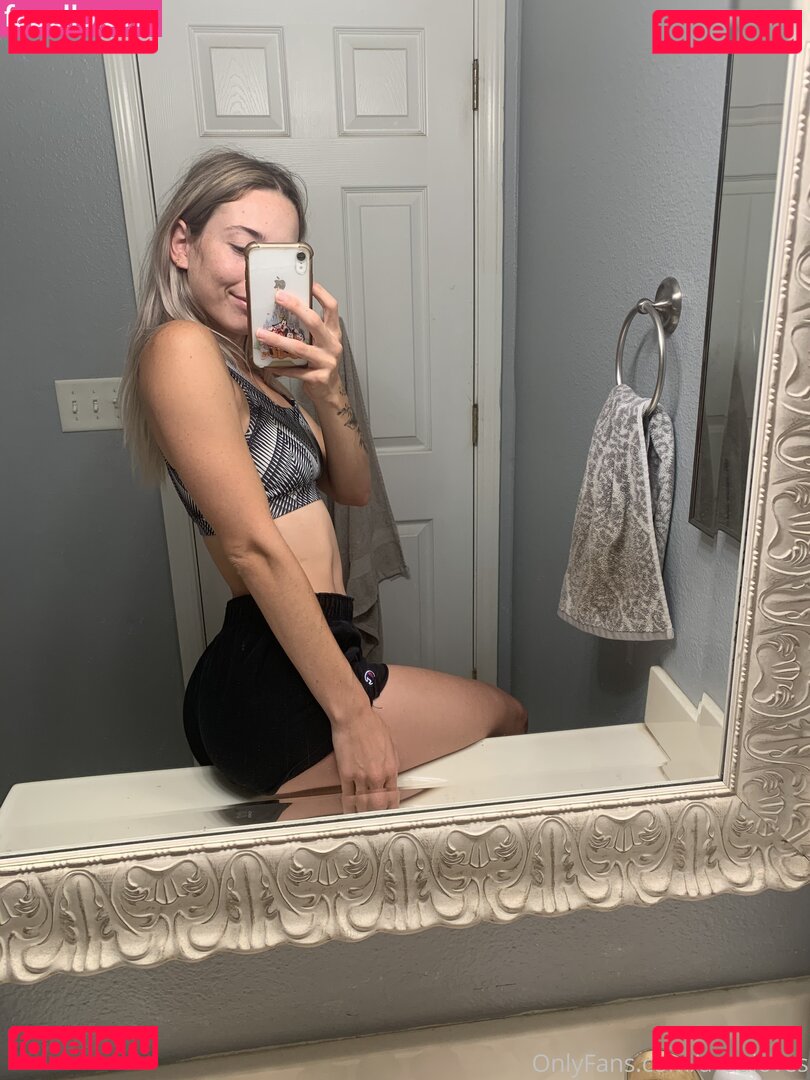 Avaaloves Nude Onlyfans Photo 10