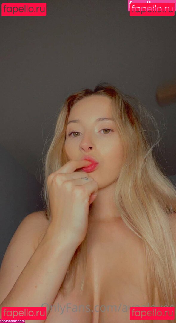 Avaaloves Nude Onlyfans Photo 4