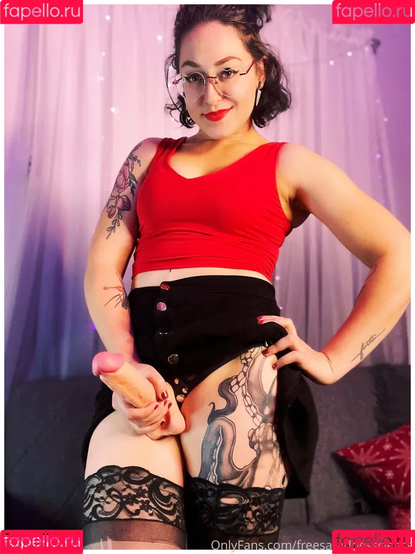 freesaradoesscience Onlyfans Photo Gallery 