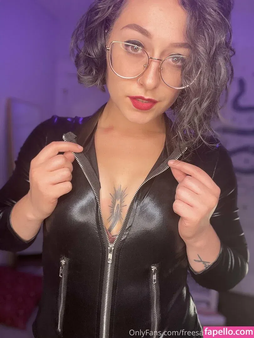 freesaradoesscience Onlyfans Photo Gallery 