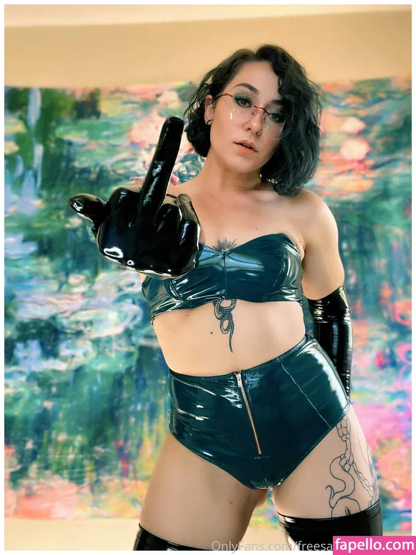 freesaradoesscience Onlyfans Photo Gallery 