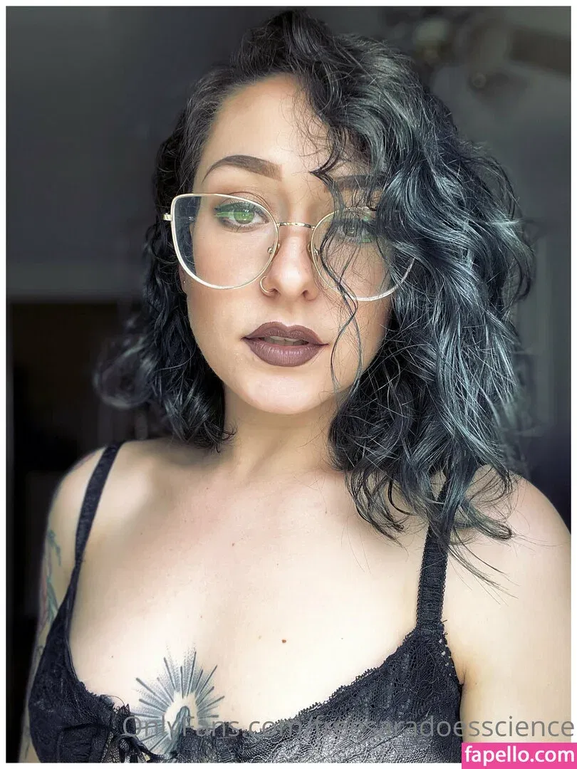 freesaradoesscience Onlyfans Photo Gallery 