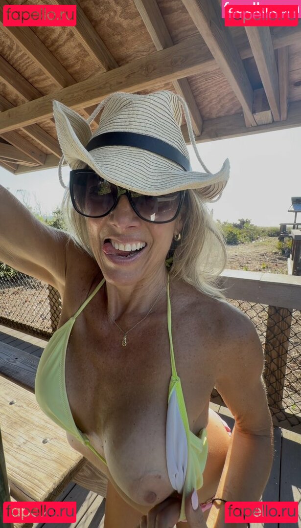 yourmommylu Nude Onlyfans Photo 9