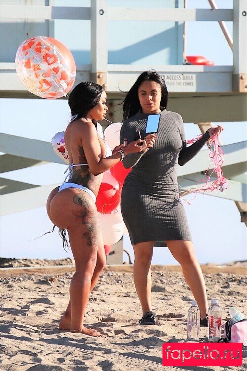 Black_chyna Nude Onlyfans Photo 36