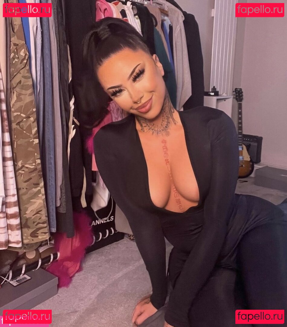 Charley McMahon Nude Onlyfans Photo 10