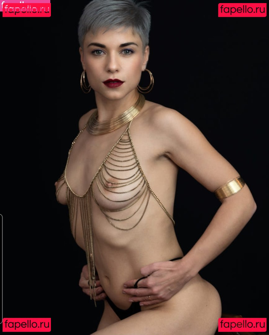 Florinocturno Nude Onlyfans Photo 19