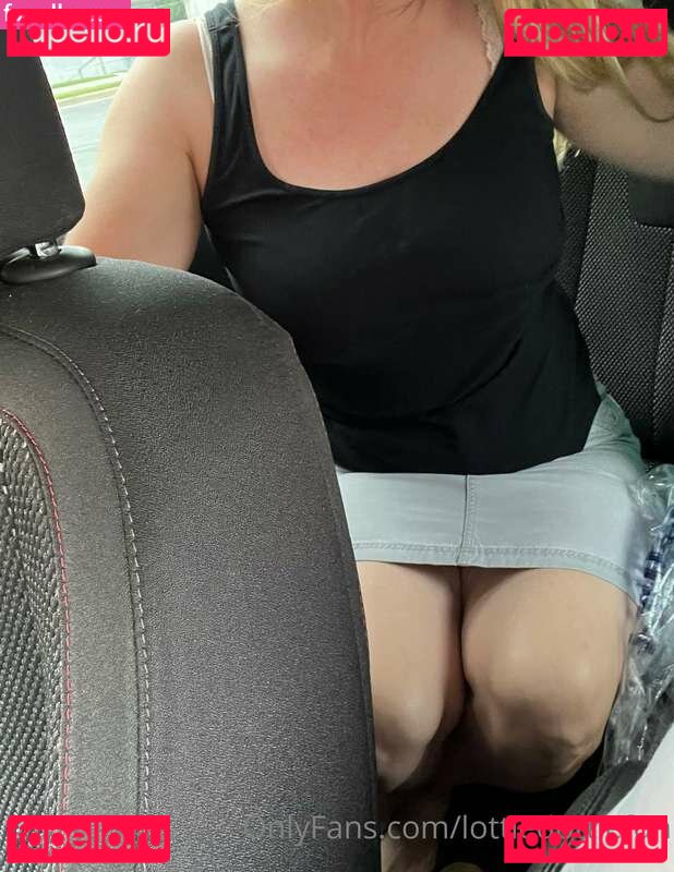 lottiedottiefun Nude Onlyfans Photo 34