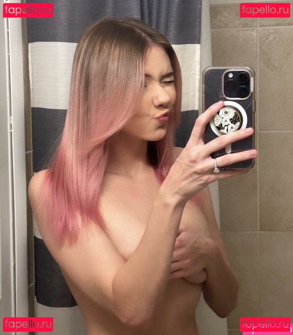 Emily Cheek Nude Onlyfans Photo 11