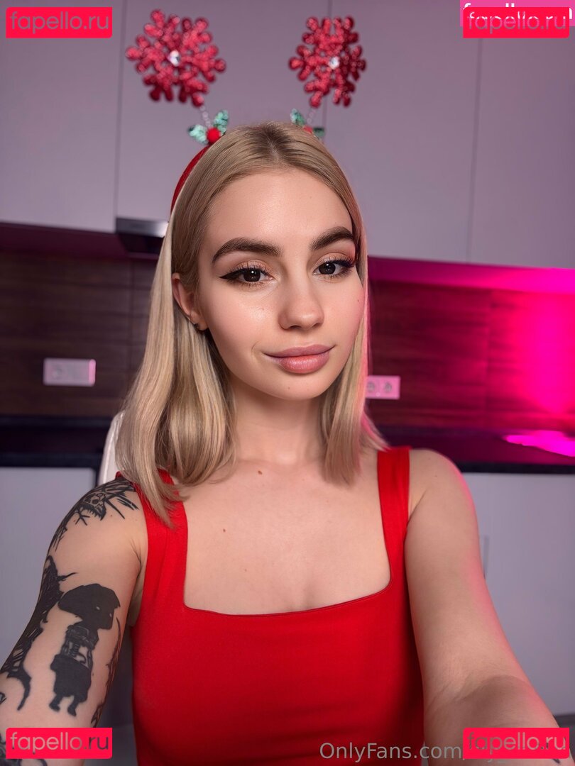 sly_karina Nude Onlyfans Photo 19