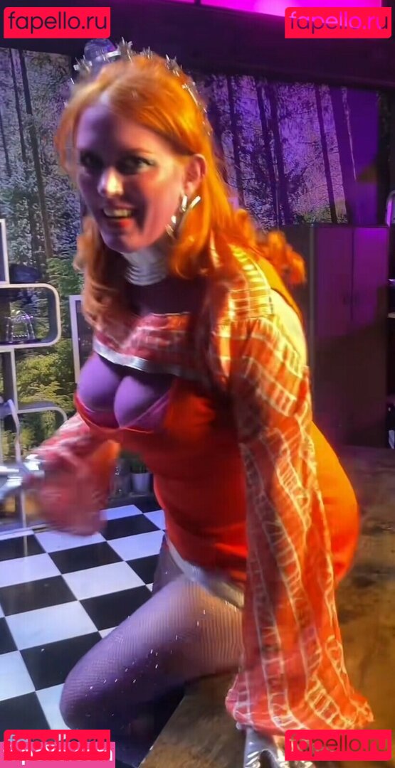 Emily Fleming Nude Onlyfans Photo 39