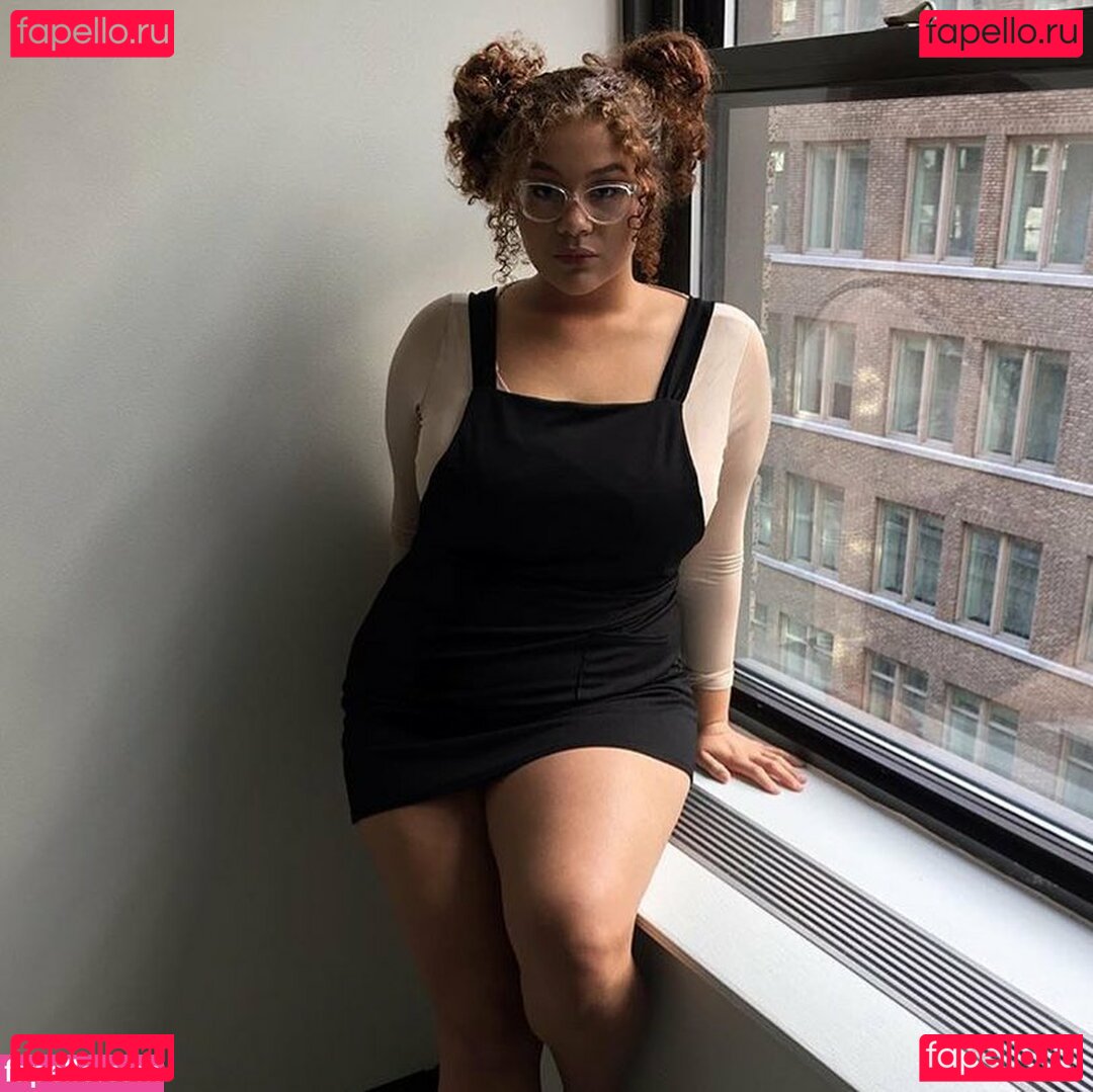 Khloe Katera Nude Onlyfans Photo 32
