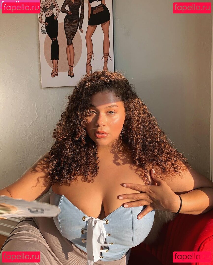 Khloe Katera Nude Onlyfans Photo 15